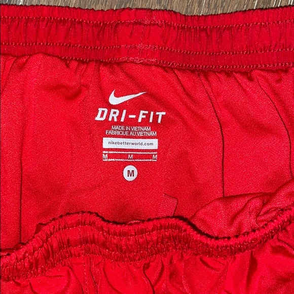 Nike athletic shorts - Picture 3 of 5